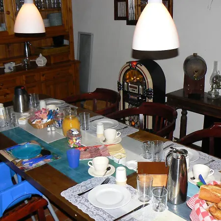Le Petit Moulin Couette-café 3*