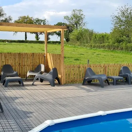Le Petit Moulin Bed & Breakfast 3*