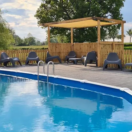 Le Petit Moulin 3*