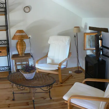 Le Petit Moulin 3*