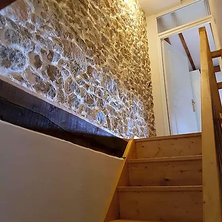 Le Petit Moulin