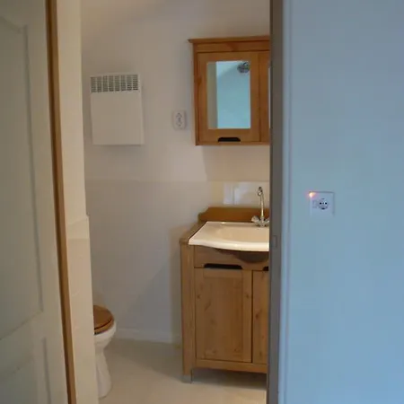 Le Petit Moulin Bed & Breakfast 3*