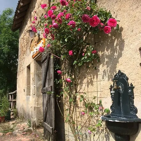 Le Petit Moulin Bed & Breakfast