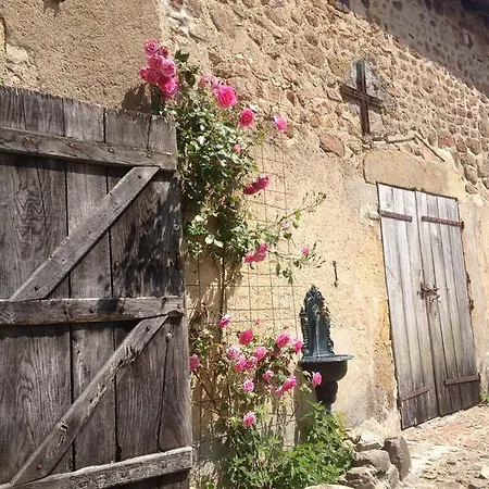 Le Petit Moulin 3*